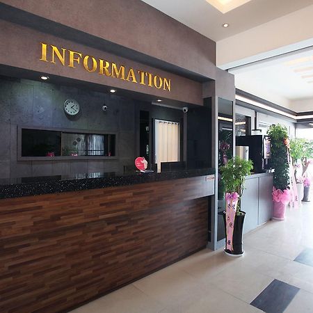 Luxe Hotel Paju Exterior foto
